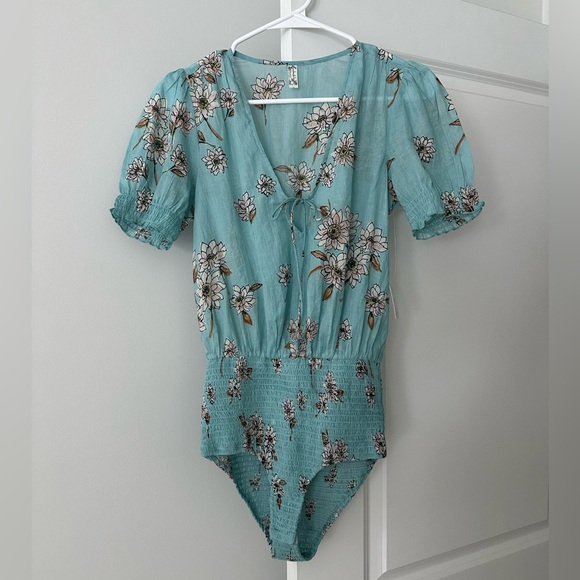 Free People, on the road printed bodysuit - Picture 2 of 11